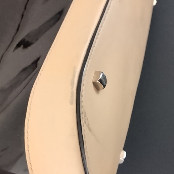 *Flash Sale!* Salvatore Ferragamo Made in Italy Black and Cream Handbag - Picture 13 of 17